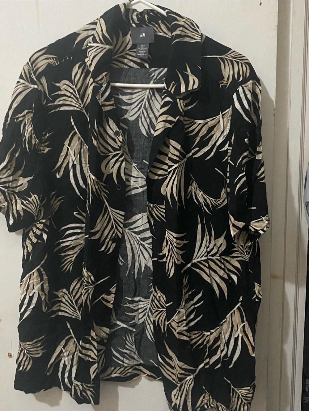 H&M Black Short-Sleeve Button-Down with Cream Tropical Leaf Print